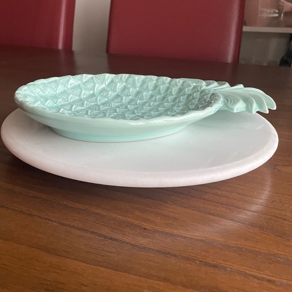 NWT Pineapple Shaped Platter - Light Blue/Green - Picture 5 of 5